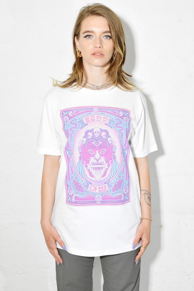 Hoodoo Tiger White Sample T Shirt by Bene Rohlmann